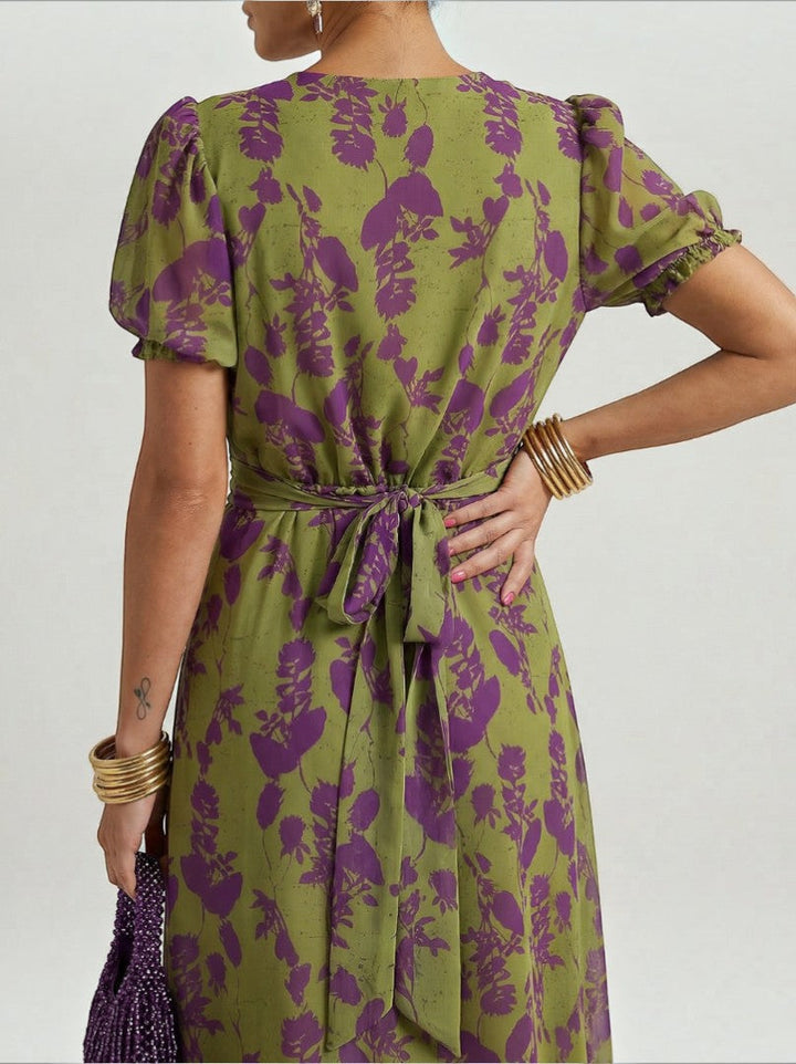 Ángela | Vestido midi con enredaderas sobre verde oliva