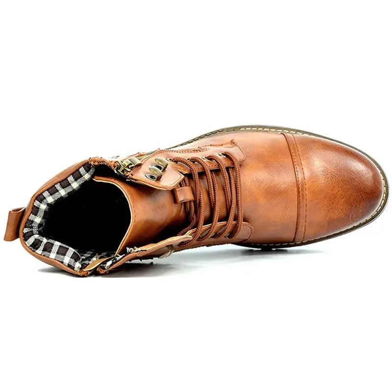 Pablo Andrés | Botines de cordones con hebilla