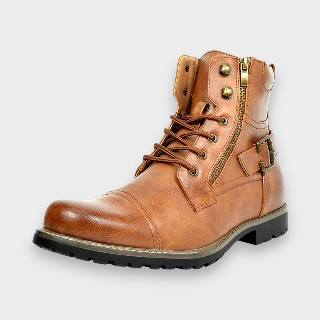 Pablo Andrés | Botines de cordones con hebilla