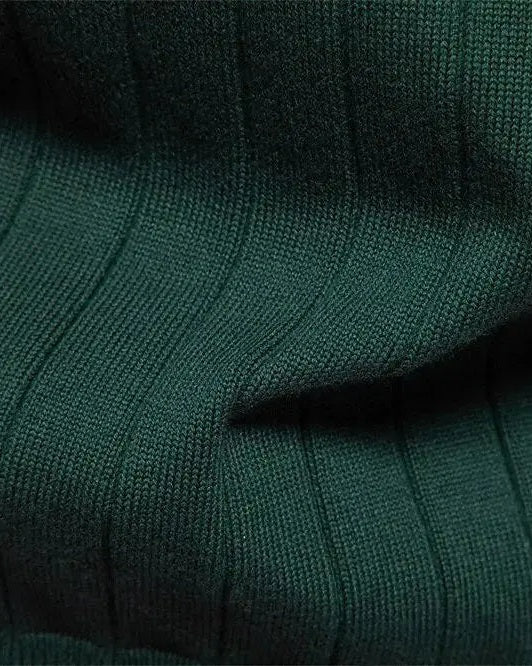 Quintín | Cárdigan verde con cuello de pico y botones
