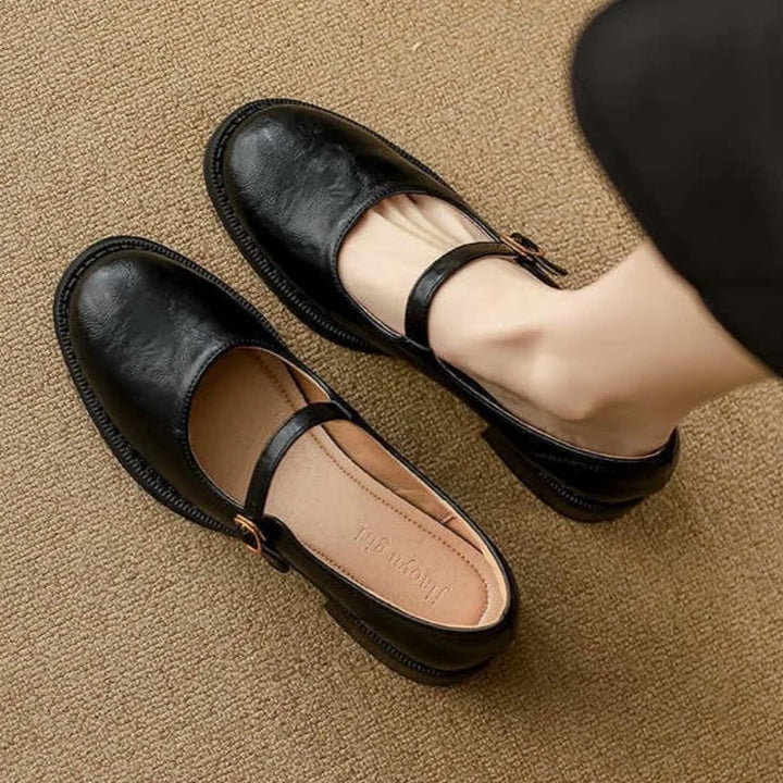 Rocío | Zapatos atemporales con tira