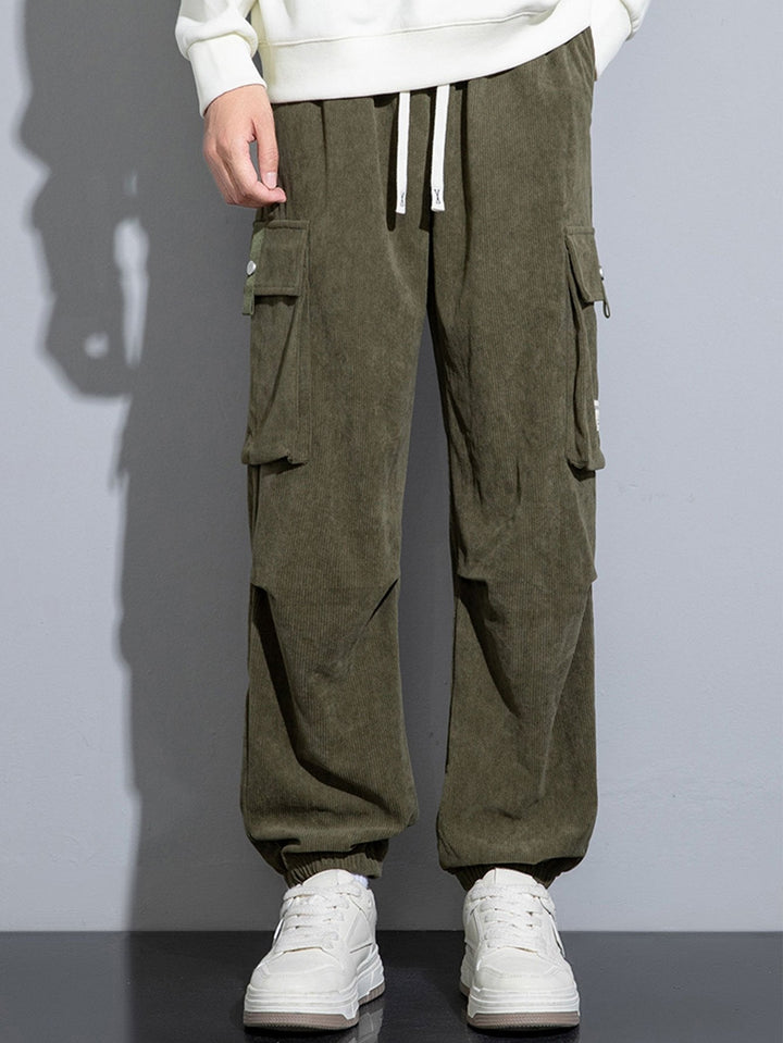 Venancio | Pantalón jogger de pana con bolsillos cargo