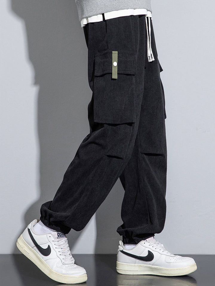 Venancio | Pantalón jogger de pana con bolsillos cargo