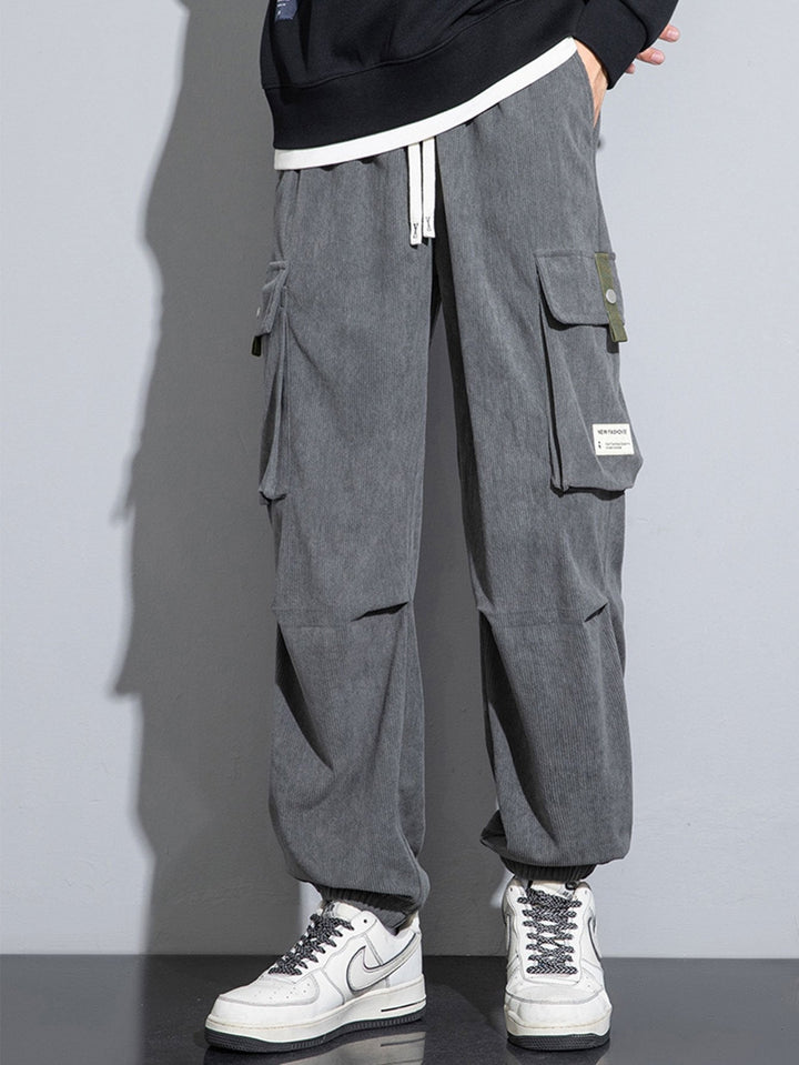Venancio | Pantalón jogger de pana con bolsillos cargo