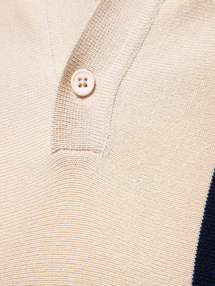 Zacarías | Polo beis con rayas verticales retro