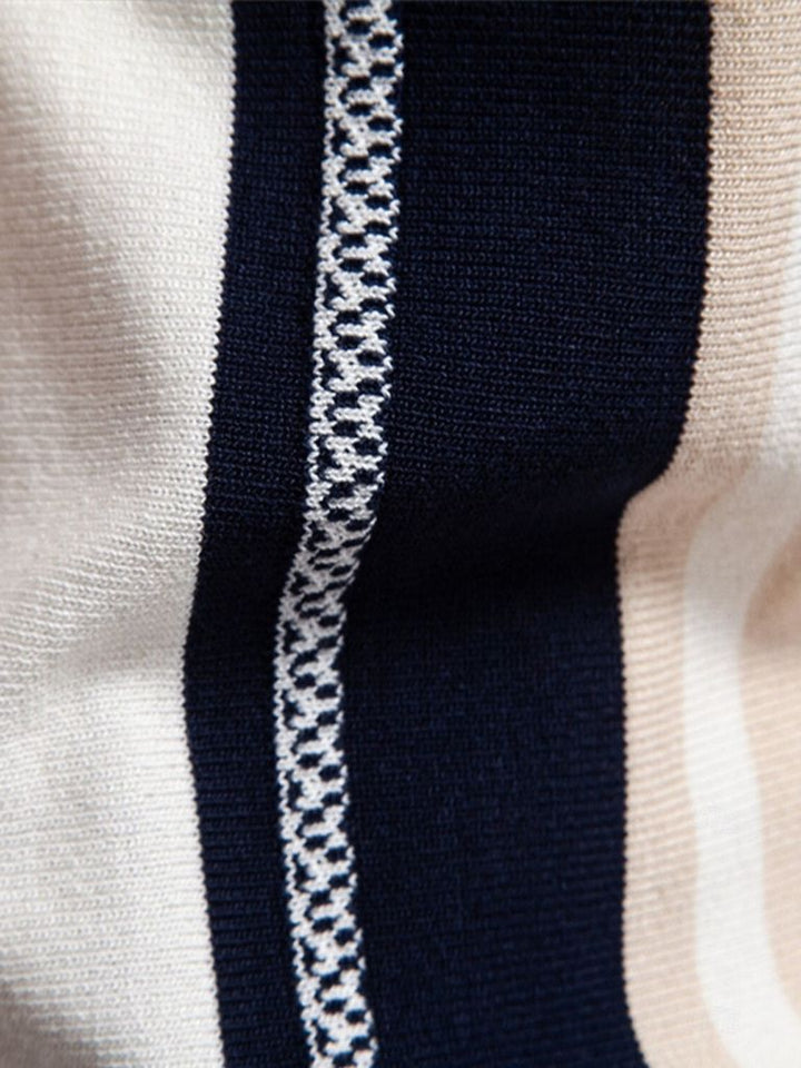 Zacarías | Polo beis con rayas verticales retro